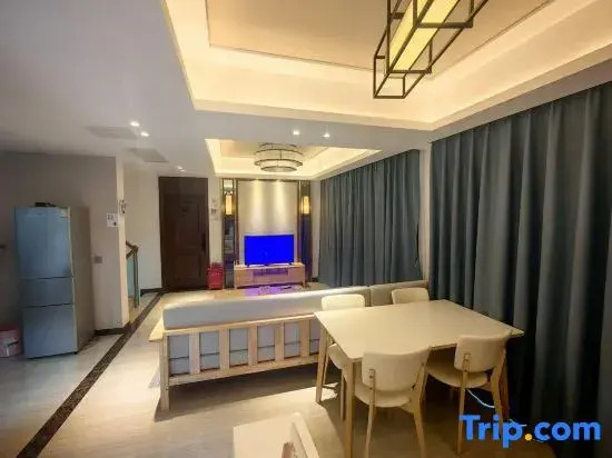 Ledong Sunset Seaside Homestay