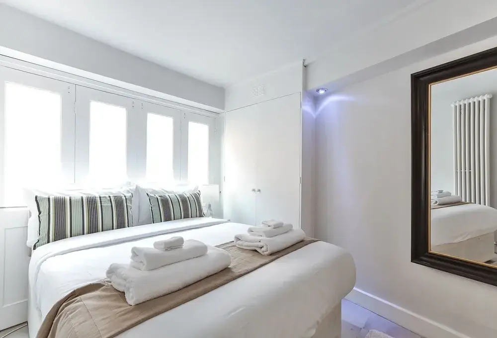 Sparkling 2 Bed Mews House