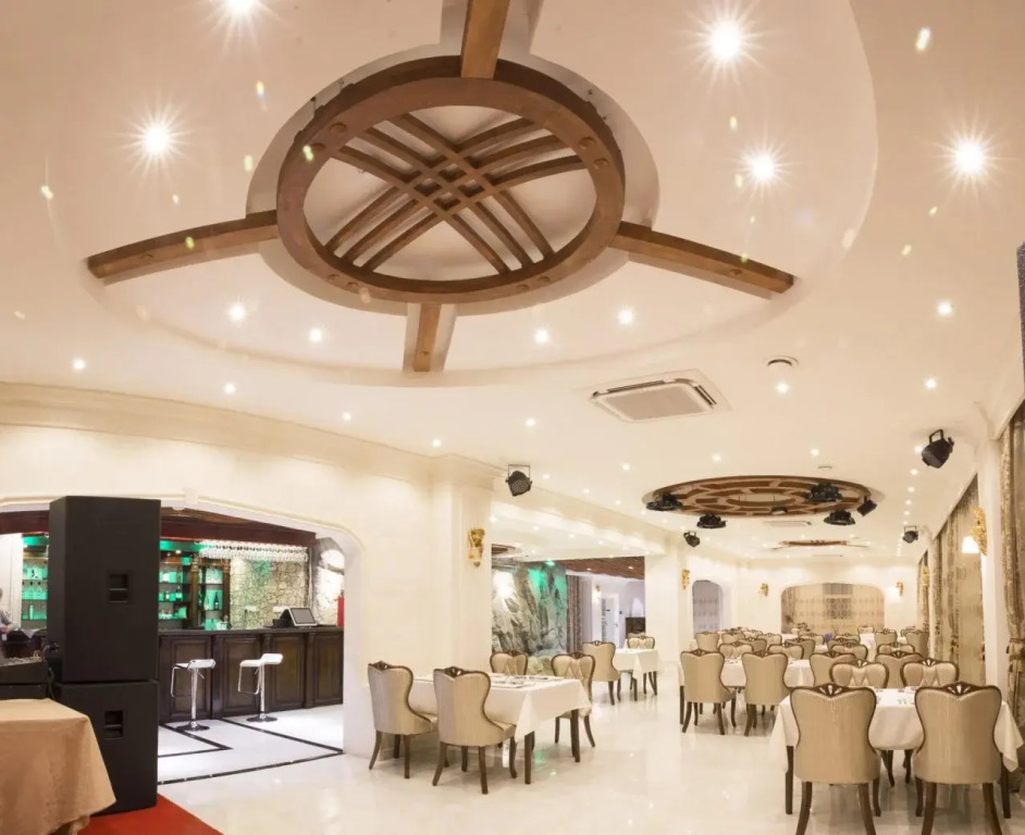UB Suites Hotel