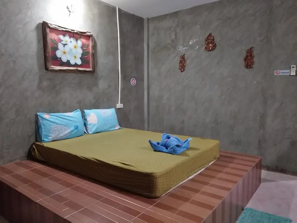 Honey Home Resort