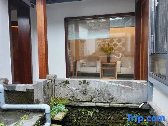 Hongcun One Room Single Family Courtyard Leisure Resort Homestay