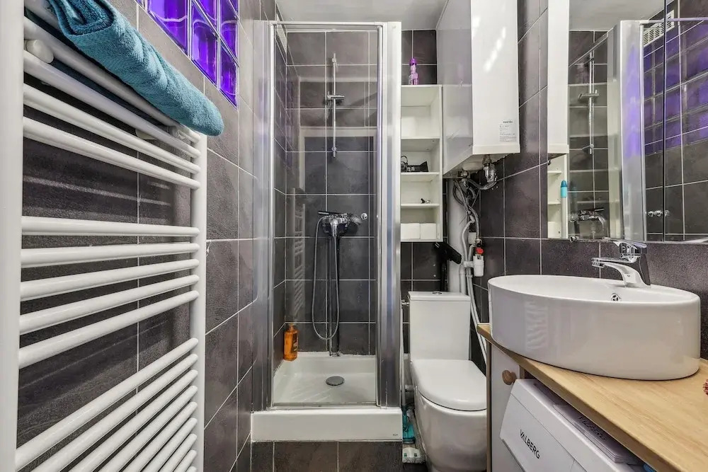 Paris 1BR in front of Montparnasse Tower