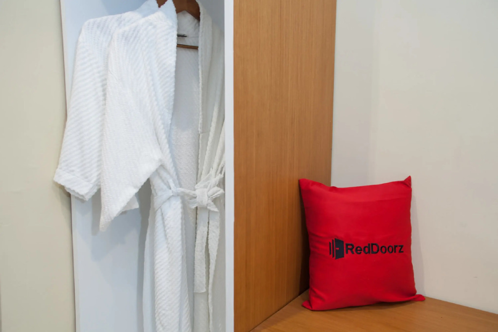 RedDoorz Premium @ Jalan Cengkeh Malang