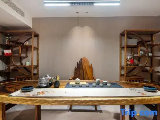 LiCheng·Smart Hotel (Wuhan University of Technology Fuan Street Metro Station Branch)