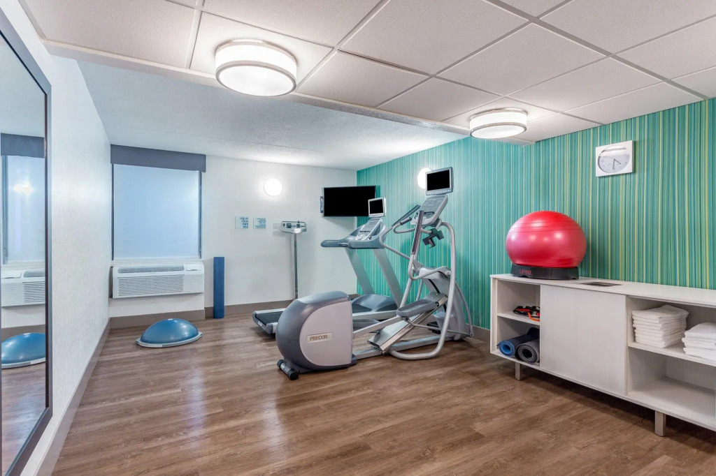 Holiday Inn Express Ramsey-Mahwah by IHG