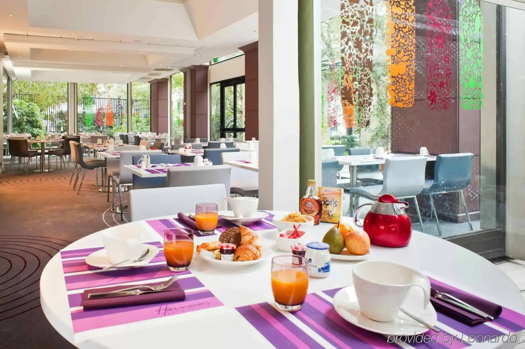 Отель Mercure Paris Centre Tour Eiffel