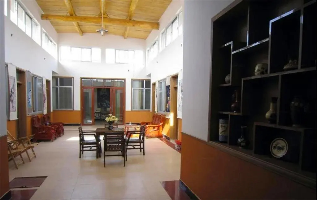 Dunhuang Family Youth Hostel