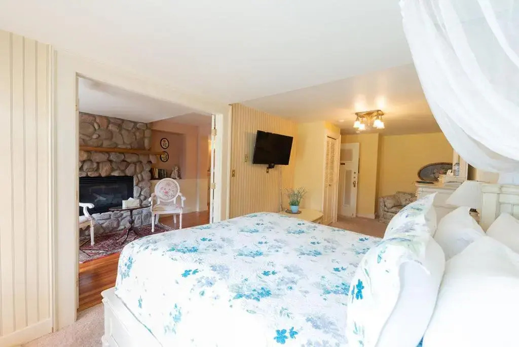 Beaconsfield Bed and Breakfast - Victoria