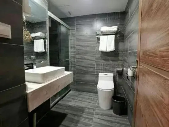 Linhai Hongshun Business Hotel