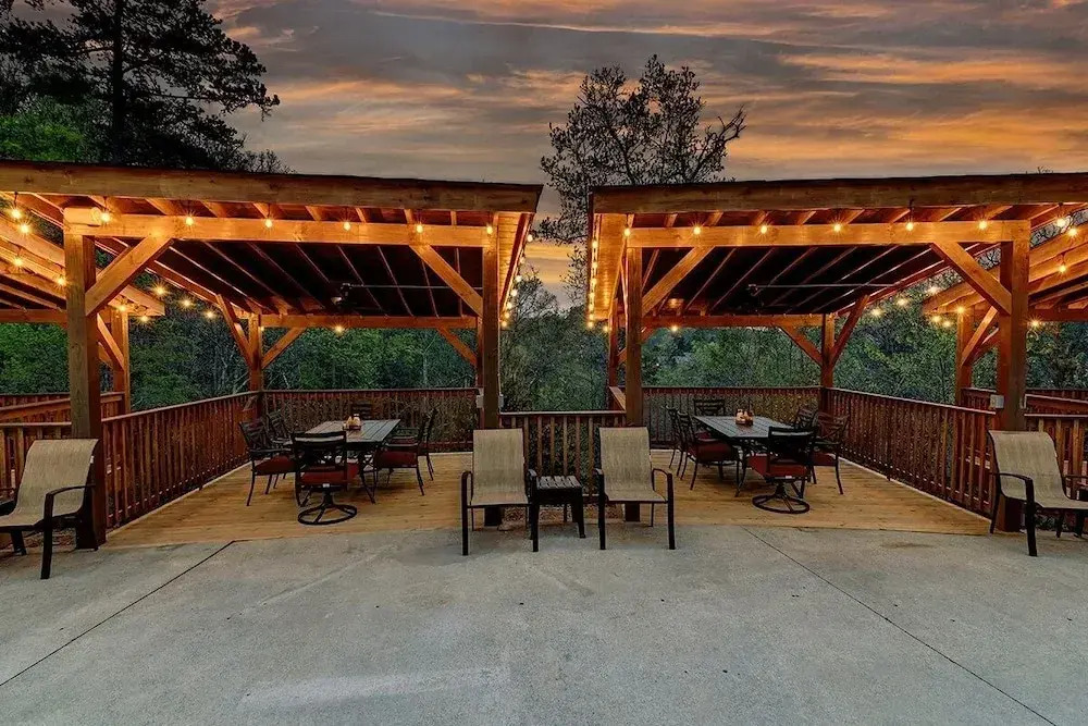 Panoramic Perfection - 5 Bedrooms, 5.5 Baths, Sleeps 14 5 Cabin by RedAwning