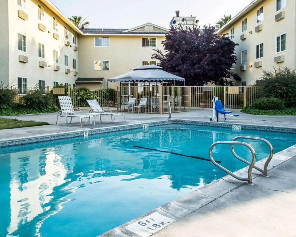 Comfort Inn