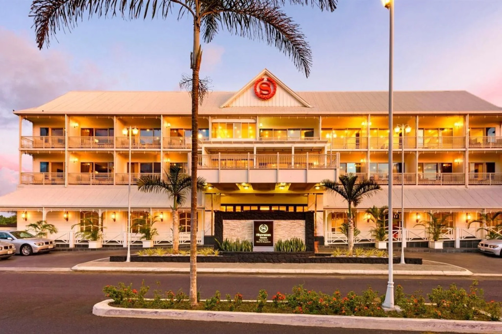 Sheraton Samoa Aggie Greys Hotel & Bungalows