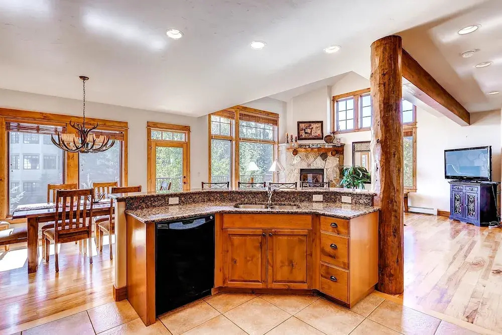 Eagleridge Townhomes 1455