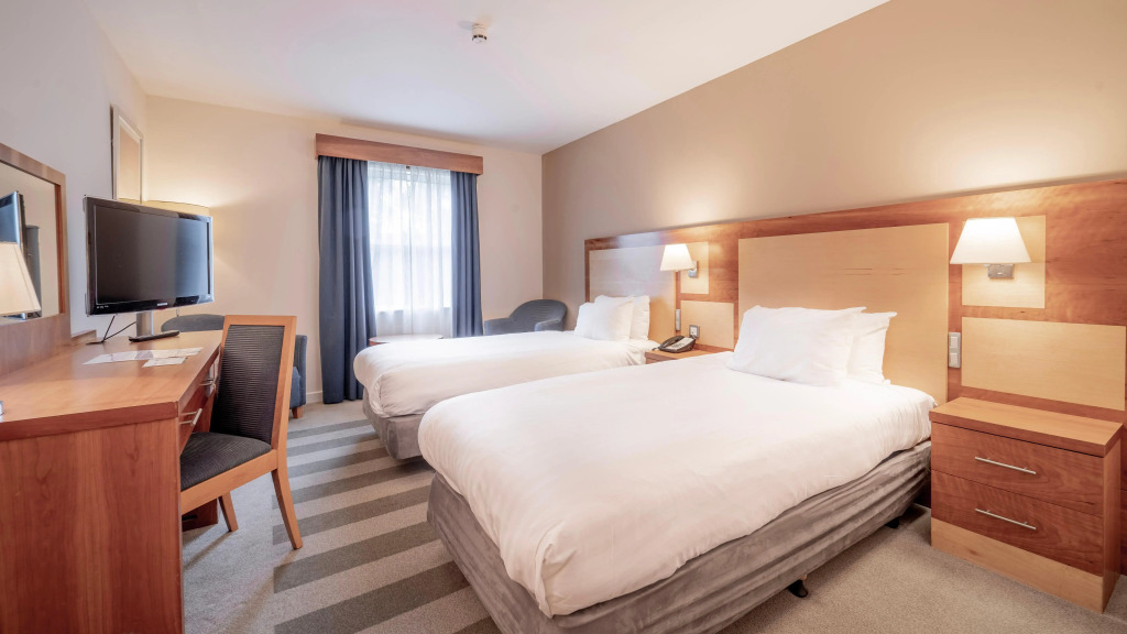 Holiday Inn Bristol Airport by IHG