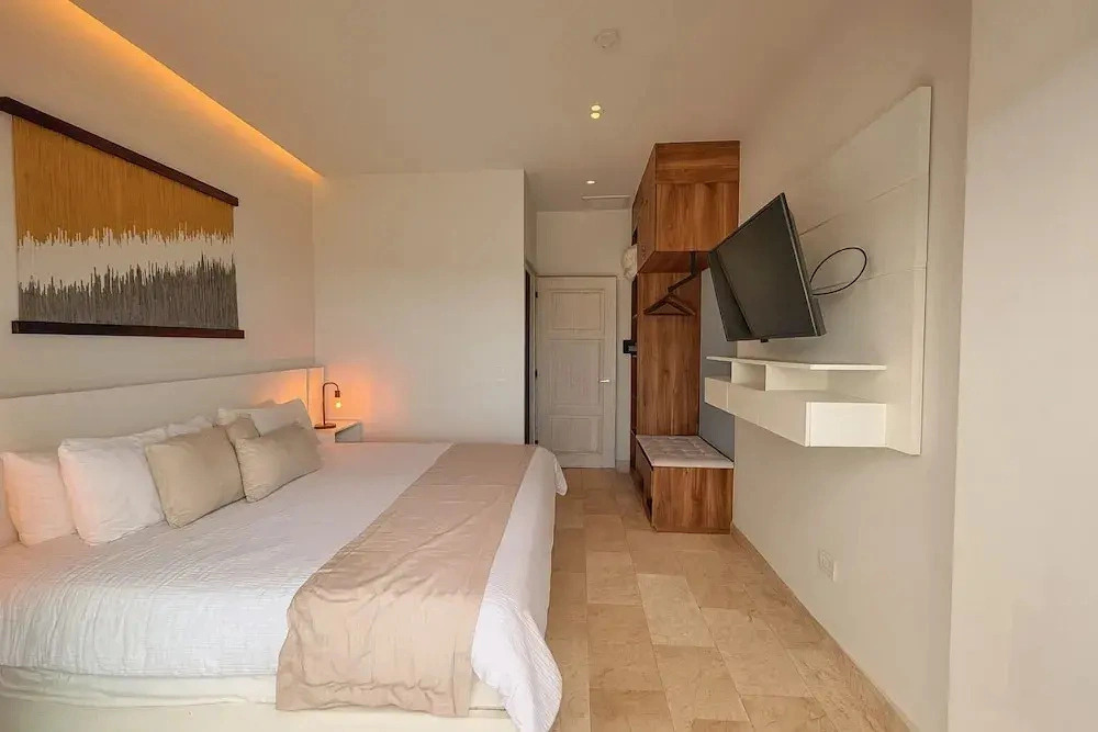 Lux 1 Bdr Ocean View 1 Block To Beach