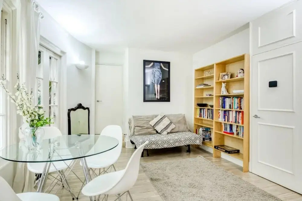 2bed w/ Covered Patio, 5 Mins to Paddington Stn
