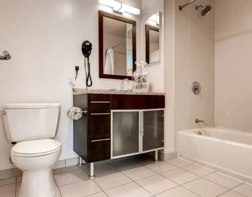 Bluebird Suites at Boylston