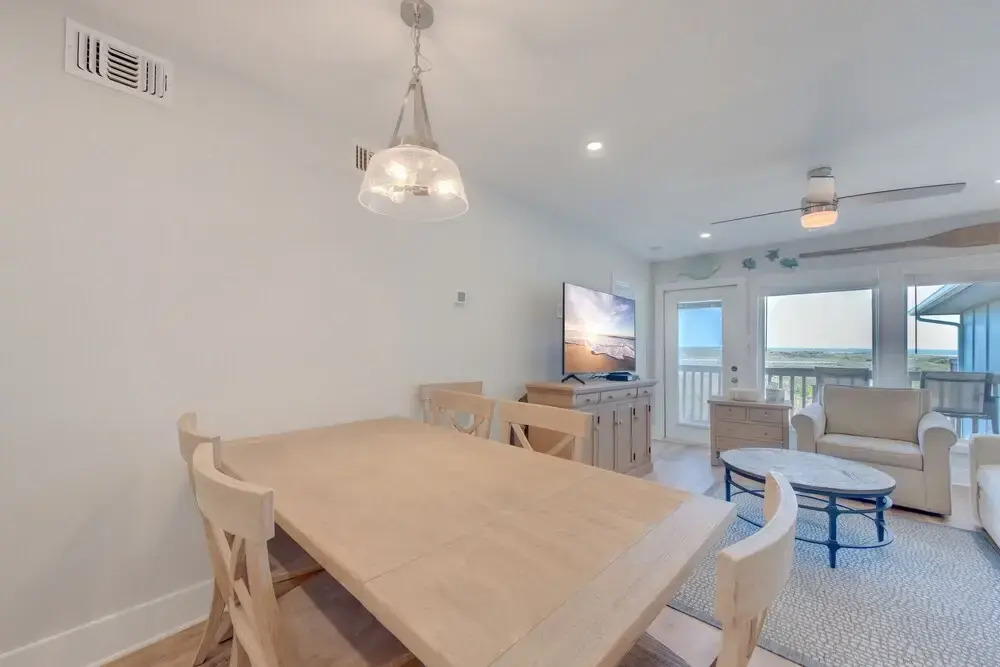 Alexandra By The Sea Bh206 2 Bedroom Condo by Redawning