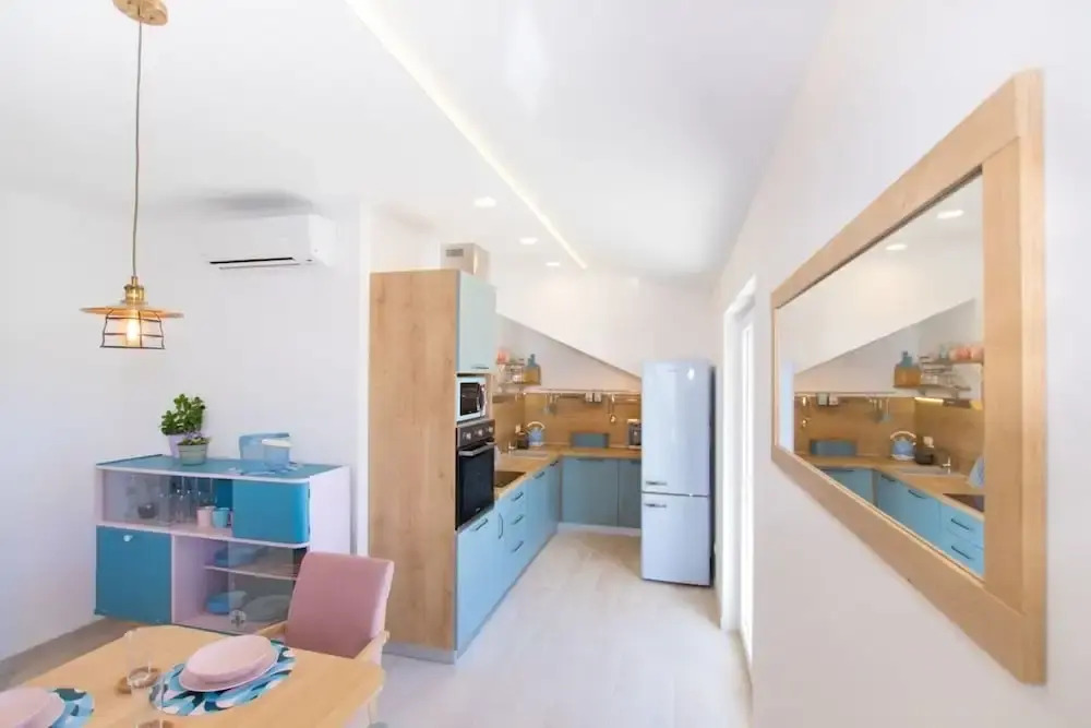 Remarkable 5-bed Villa in Labin
