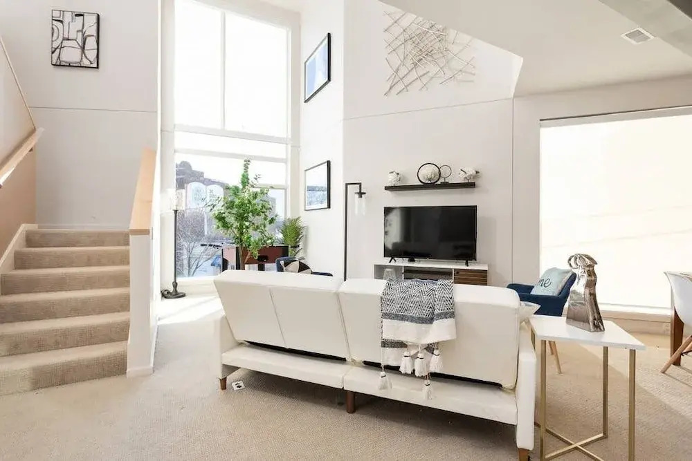 TWO Modern Penthouses on Mass by CozySuites