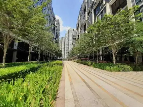 Arcoris Mont Kiara next 163plaza 1-4Pax one plus one Bedroom