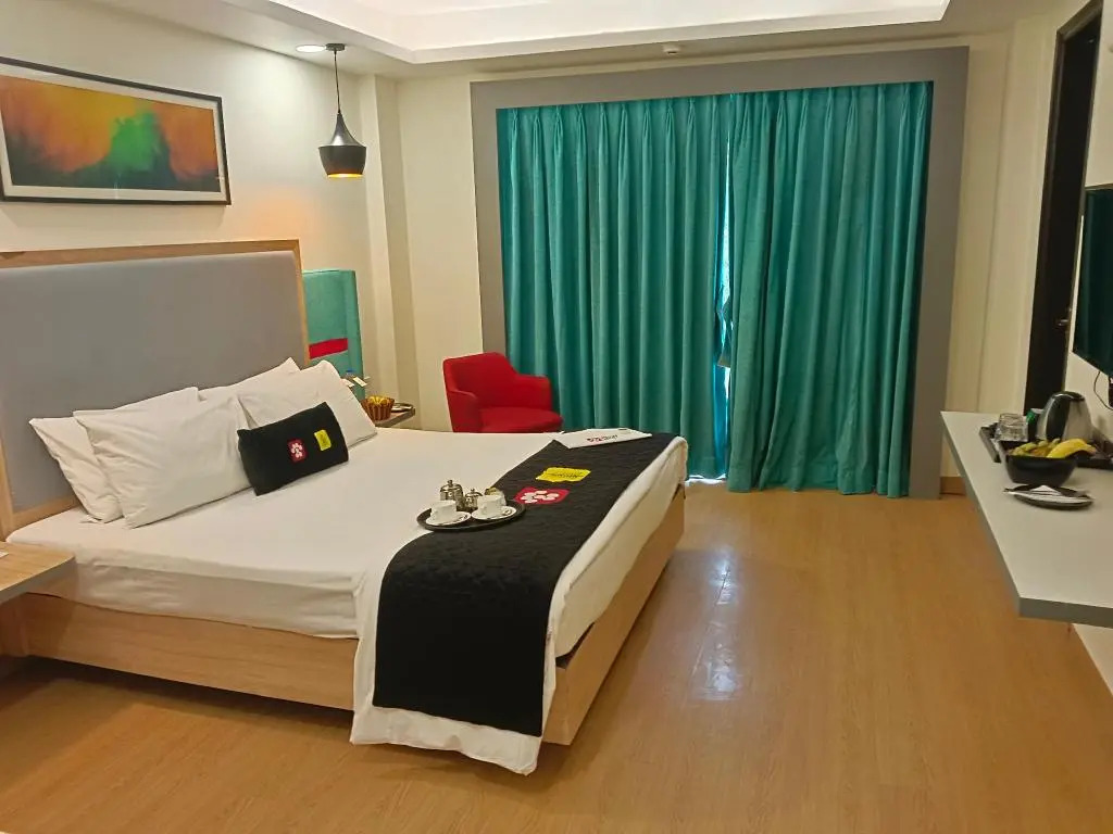 Inde Hotel Golf Course Extension, Gurgaon