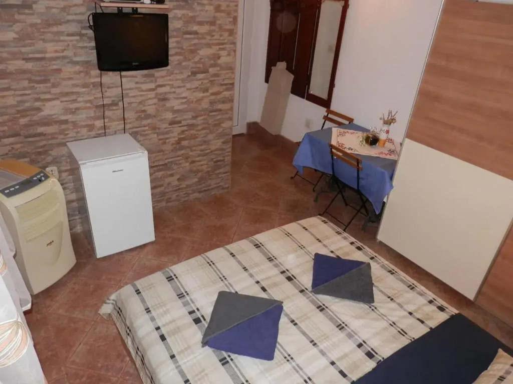 Guest House Tiho