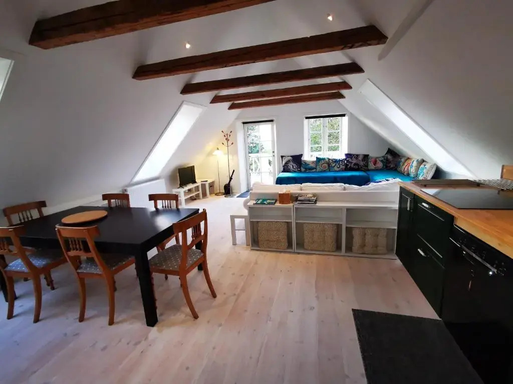 The Loft - Boutique Guest House - near Rønne & Beach