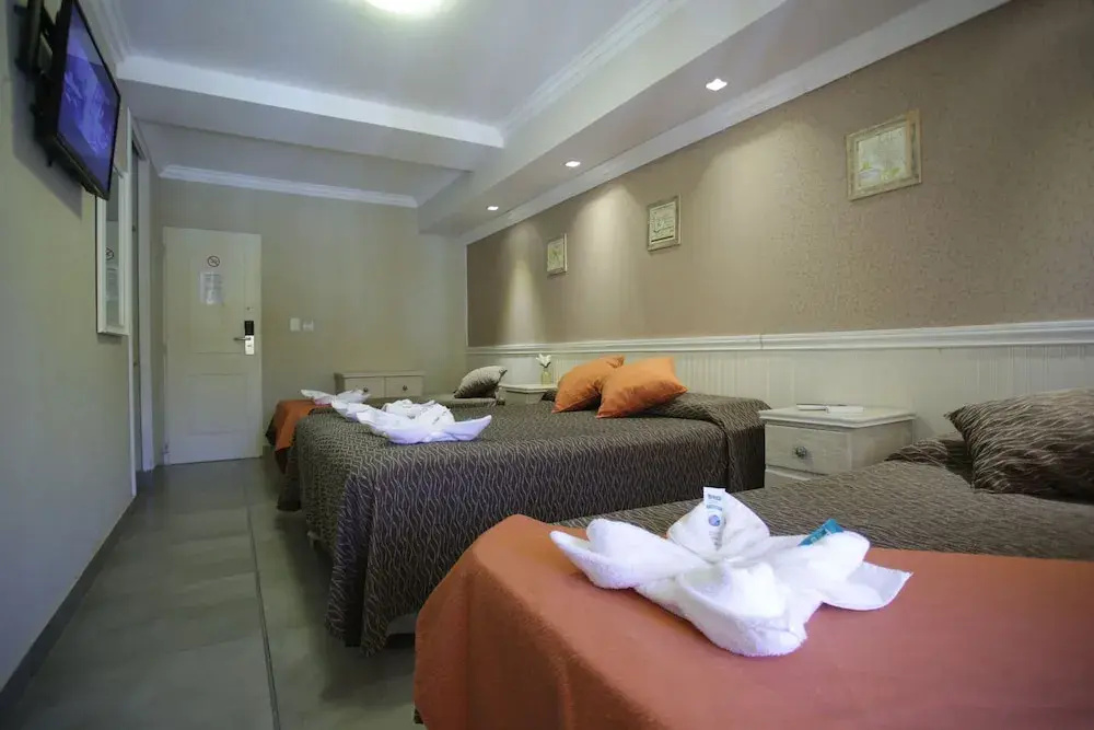 Club House Hotel