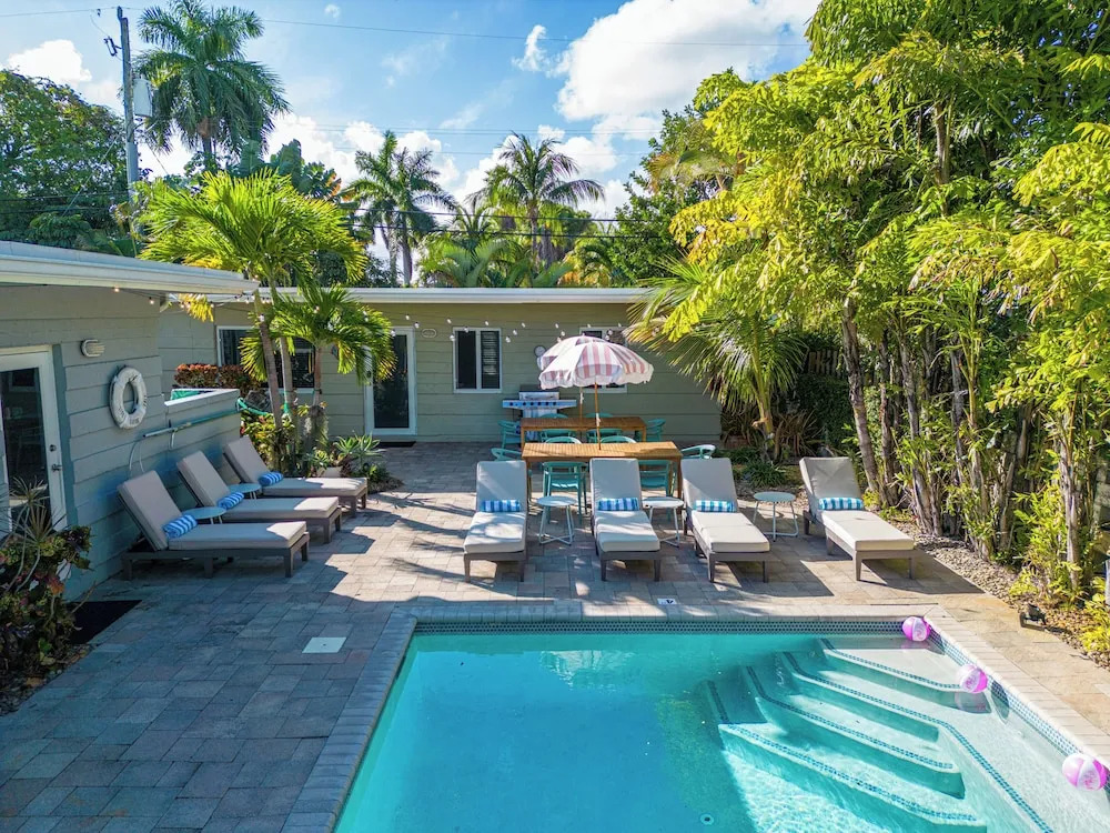 BRIGHT Fort Lauderdale Tropical Retreat