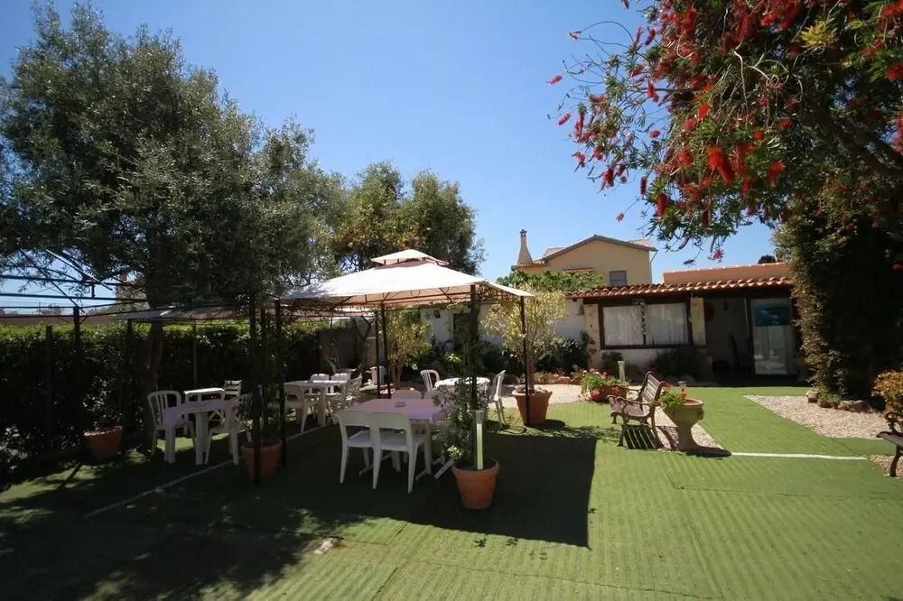B&B Tanit