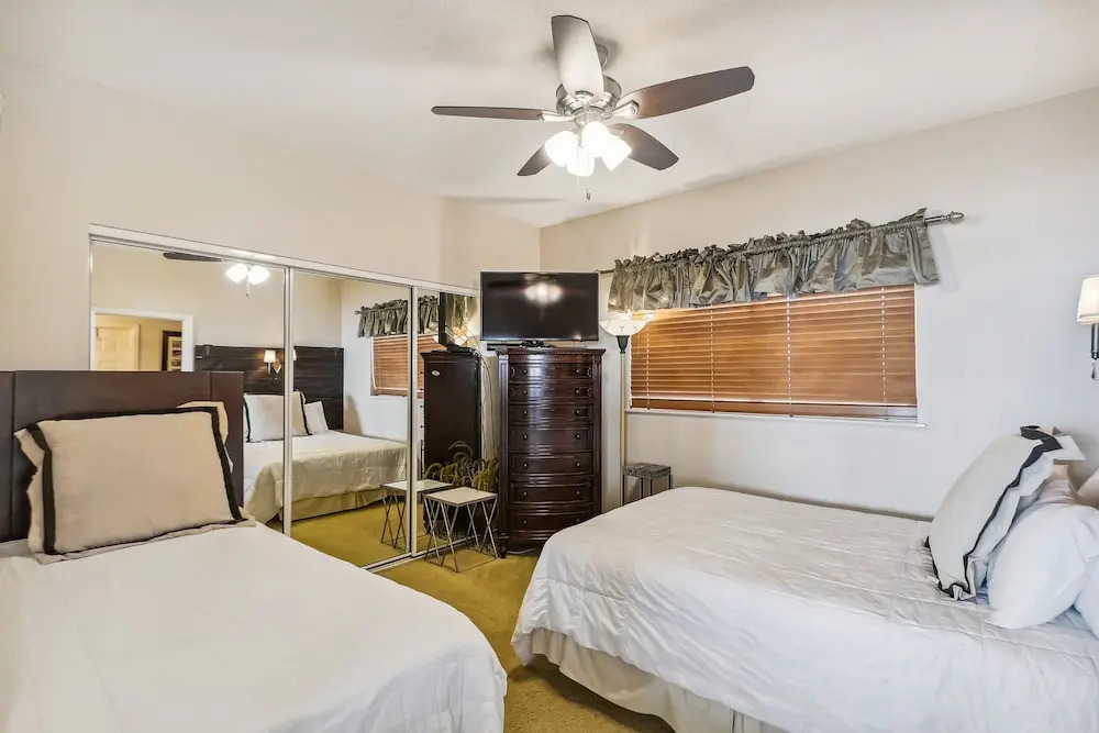 Oceania 204 3 Bedroom Condo by RedAwning