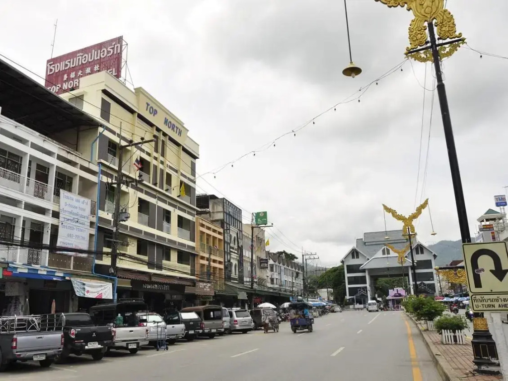 Topnorth Hotel Maesai
