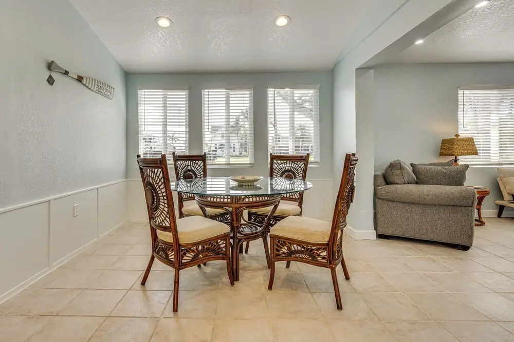 Coastal Escape w/ Yard Near Anna Maria Island