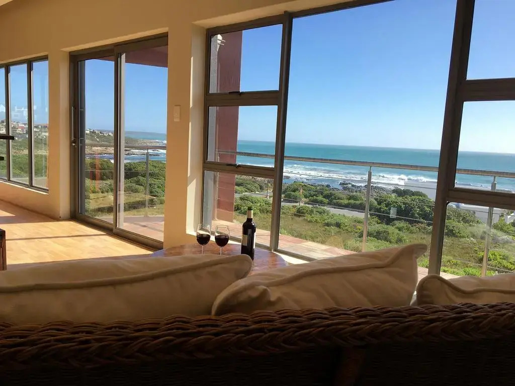 Marine 5 Boutique Hotel