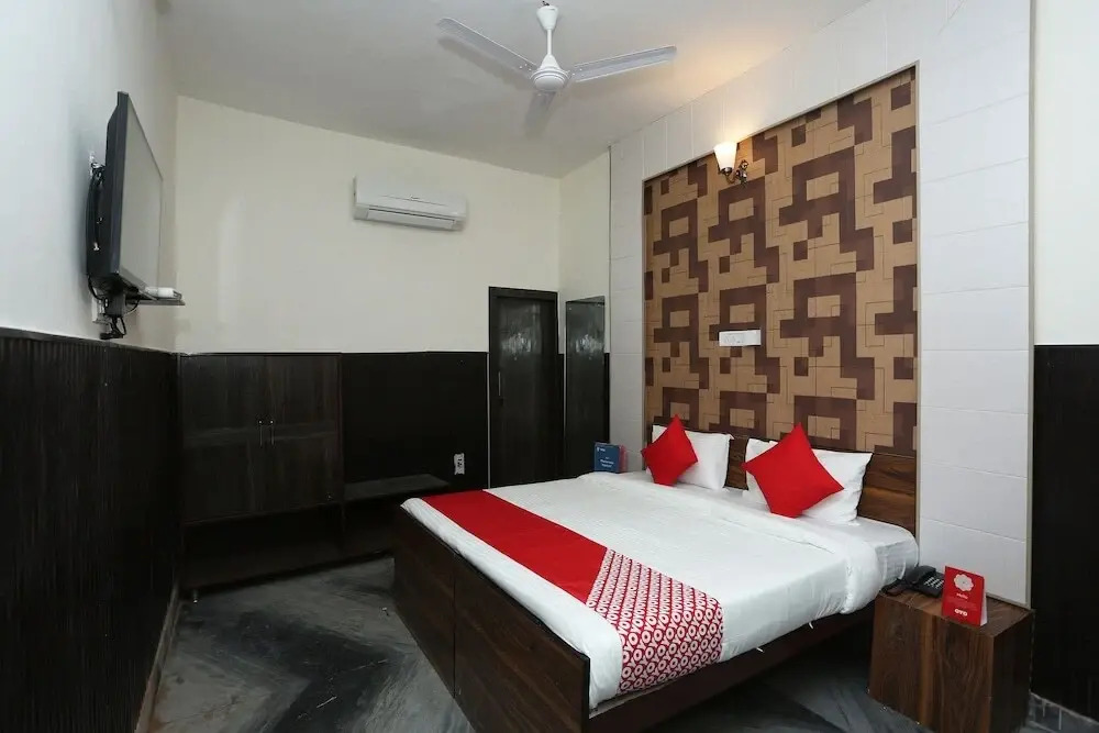 The Heaven By OYO Rooms