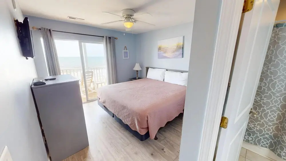 Ambassador Villas 403