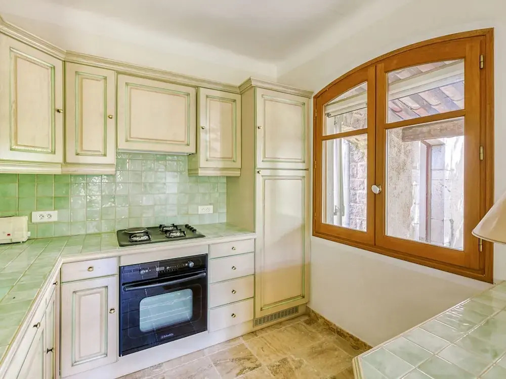 Plush Holiday Home in Tourrettes With Private Swimming Pool