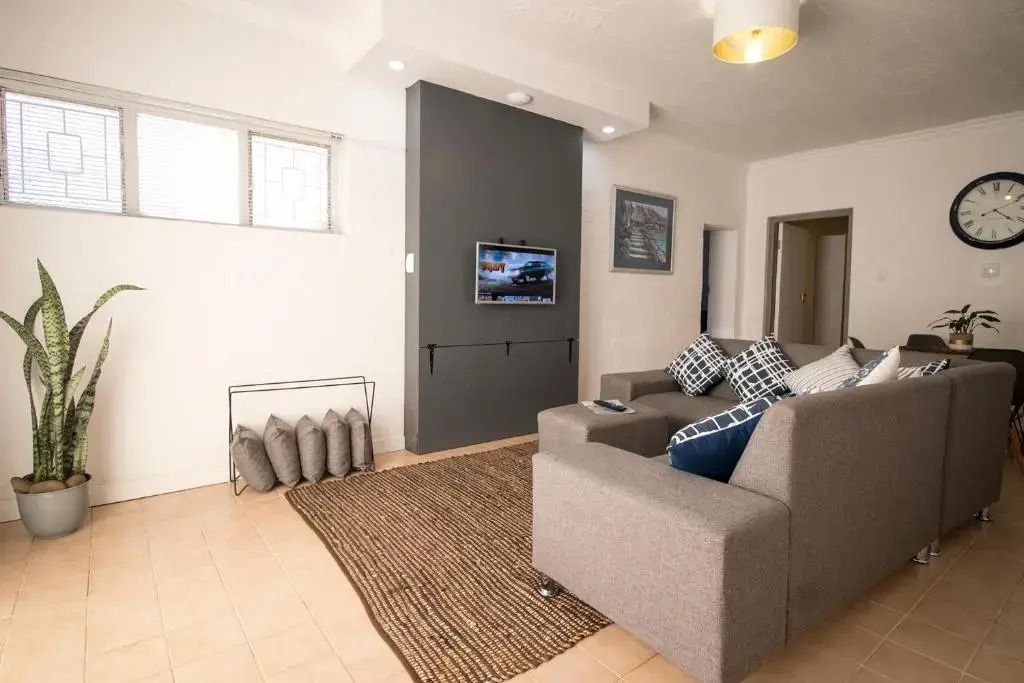 16 st Johns - Apartment