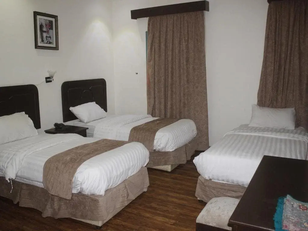 Alkhazrajiah Hotel