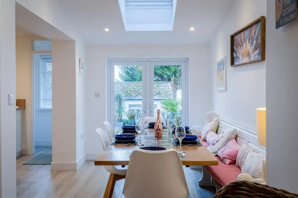 Taliesin - 5 Bedroom Holiday Home - Tenby