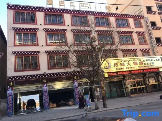 Moon Hotel