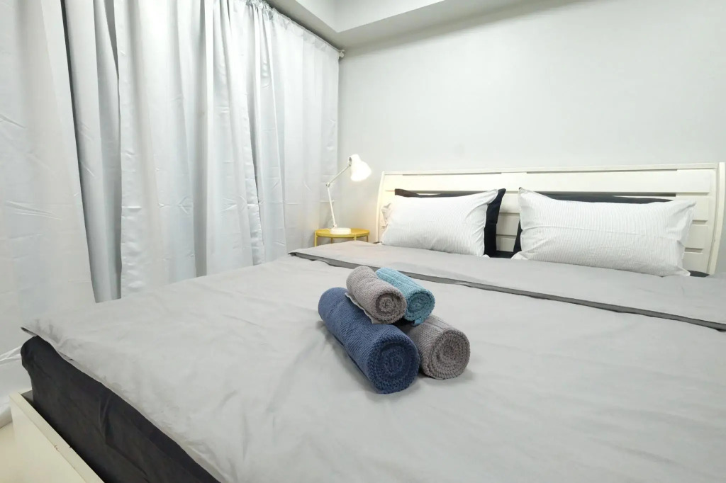 S Apartment