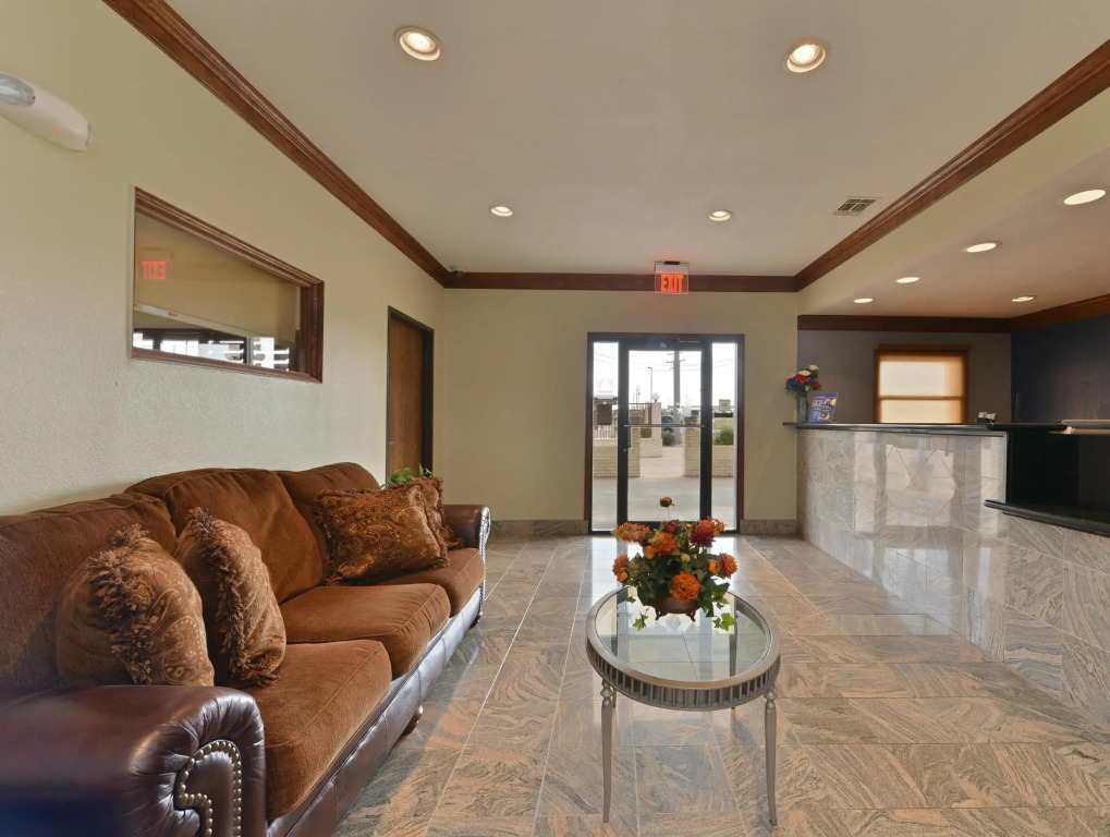 Best Western Regency Inn & Suites
