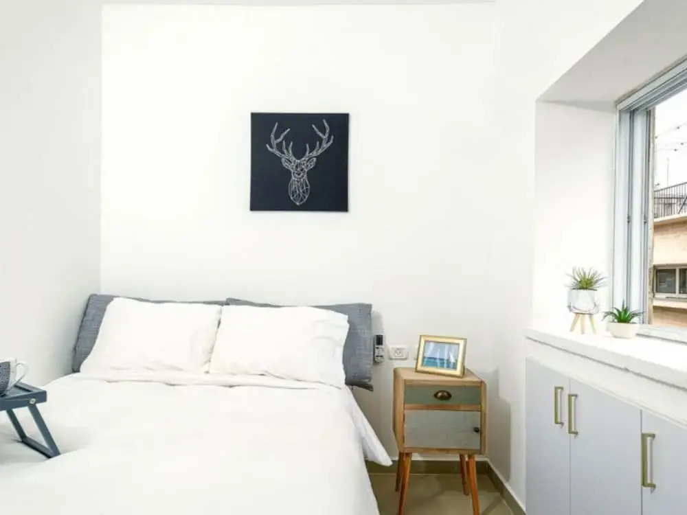 Quiet Apt in the Heart of The City
