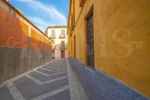 Bright Apartment Near The Historic Center