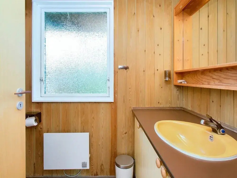 6 person holiday home in Fårevejle