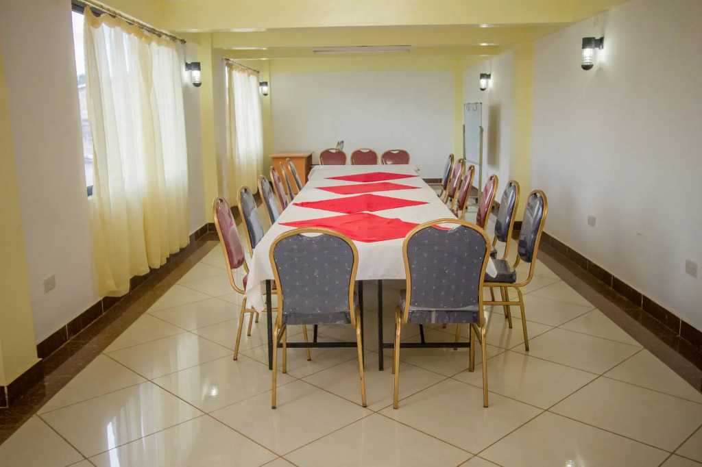 Westwind Hotel Meru