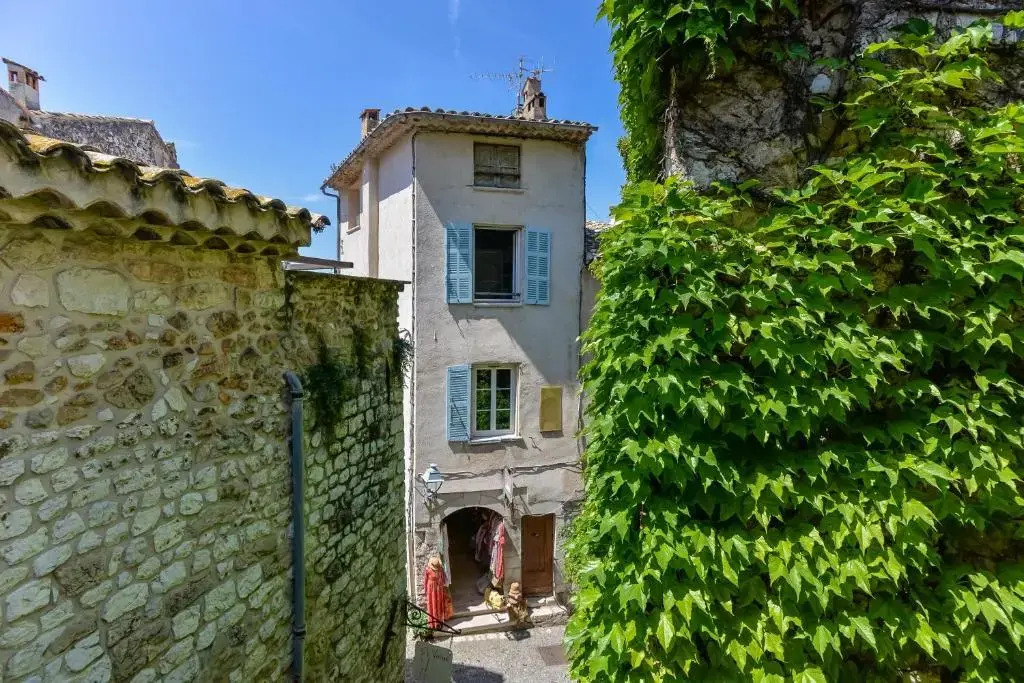 Lovely apartment in Saint-Paul-De-Vence