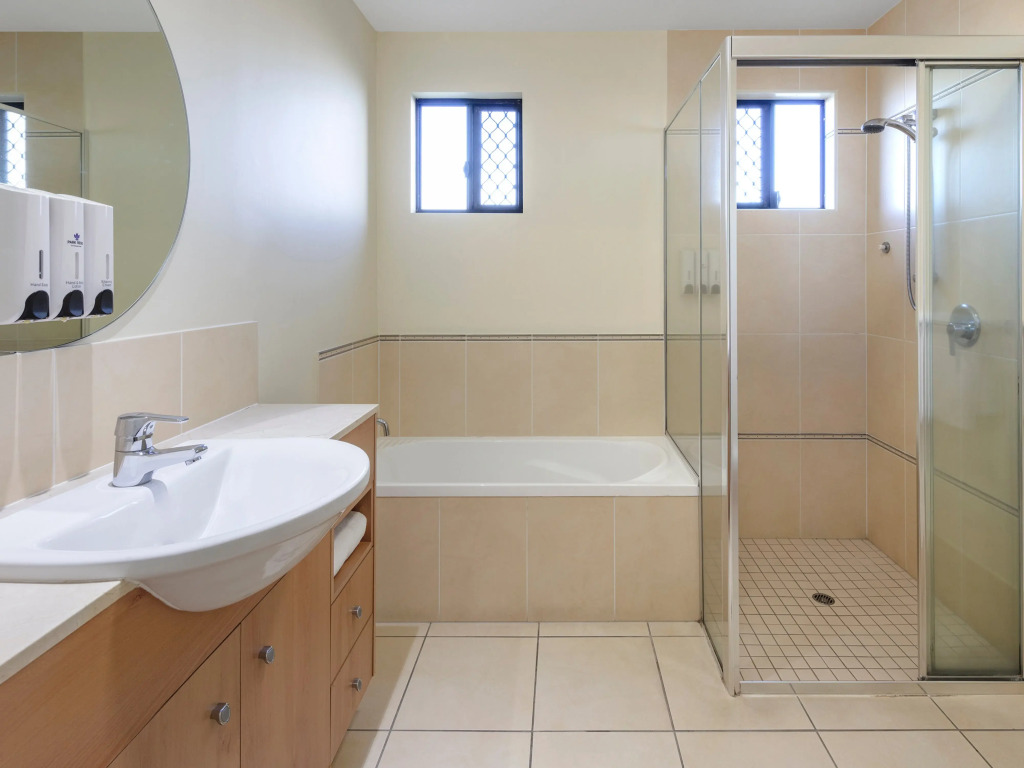 Piermonde Apartments Cairns